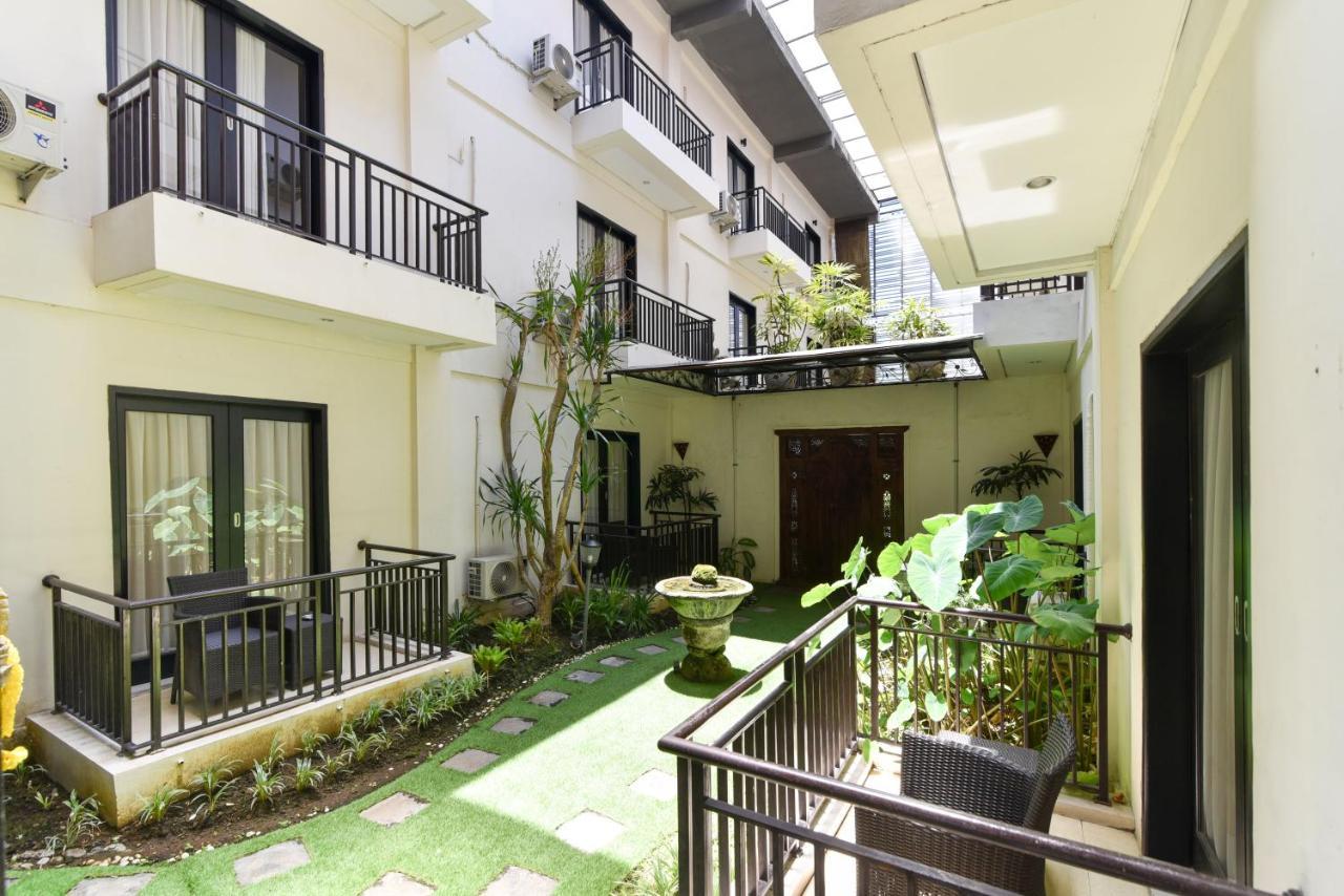 Reddoorz Plus Near Mall Bali Galeria 2 Denpasar Exterior foto