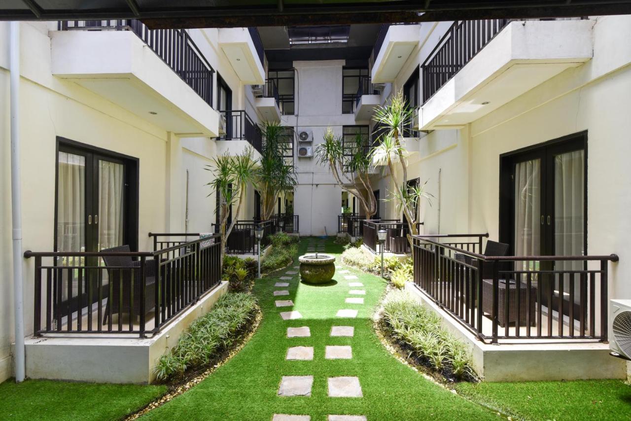 Reddoorz Plus Near Mall Bali Galeria 2 Denpasar Exterior foto