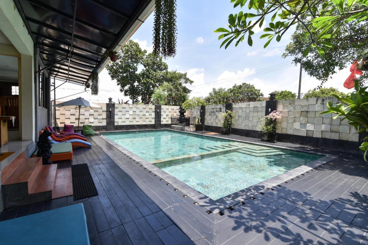 Reddoorz Plus Near Mall Bali Galeria 2 Hotel Dempassar Exterior foto