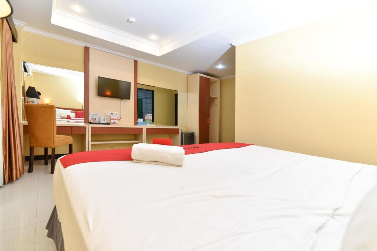 Reddoorz Plus Near Mall Bali Galeria 2 Hotel Dempassar Exterior foto