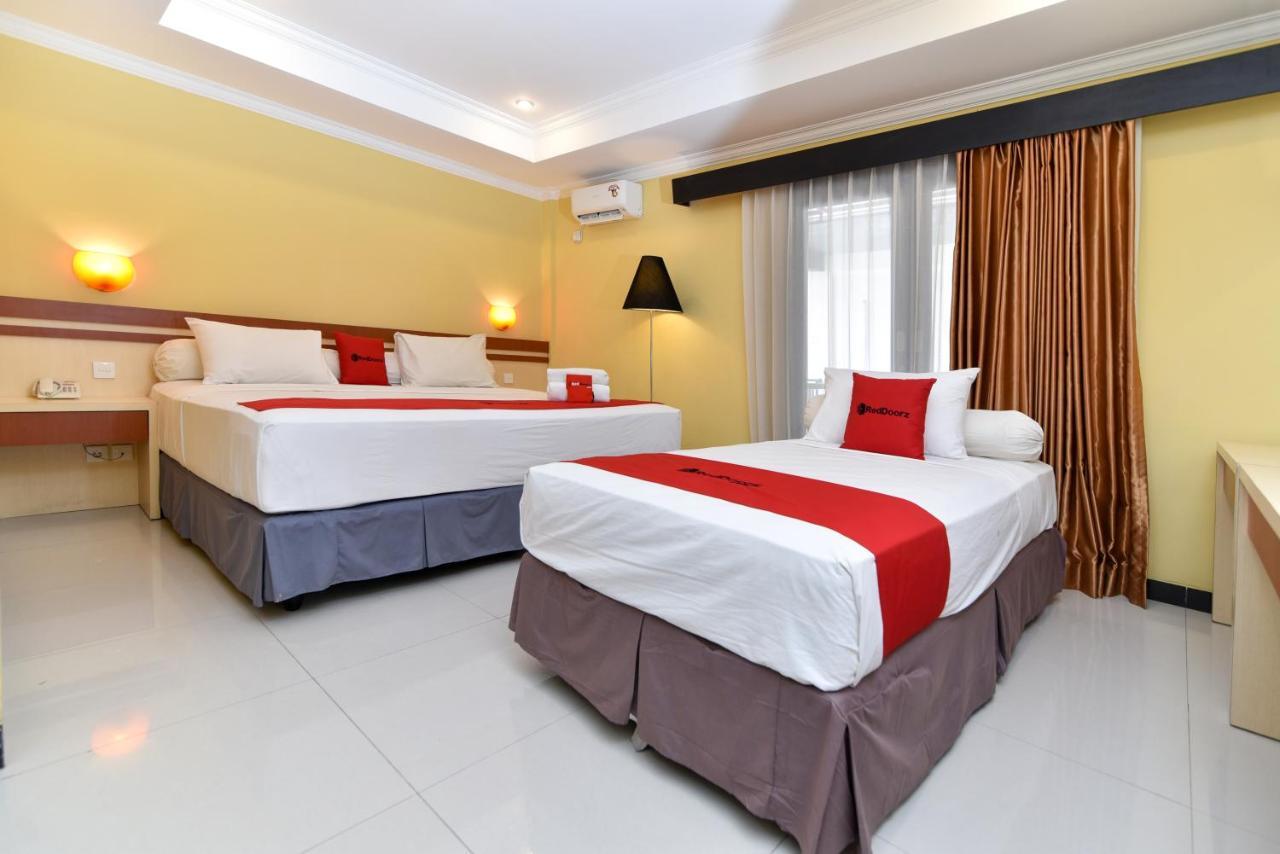 Reddoorz Plus Near Mall Bali Galeria 2 Hotel Dempassar Exterior foto